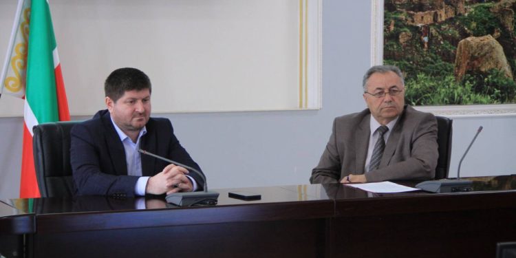 Рабочая встреча членов Правительства Чеченской Республики   с представителями Южного главного управления Центрального банка Российской Федерации и АО «Национальная система платежных карт»