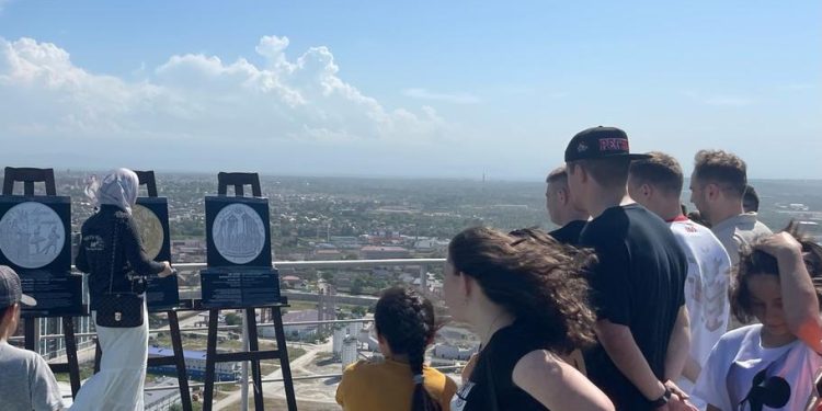 Выставка монет Банка России, приуроченная к акции ночь в музее и столетию Банка России в Чеченской Республике